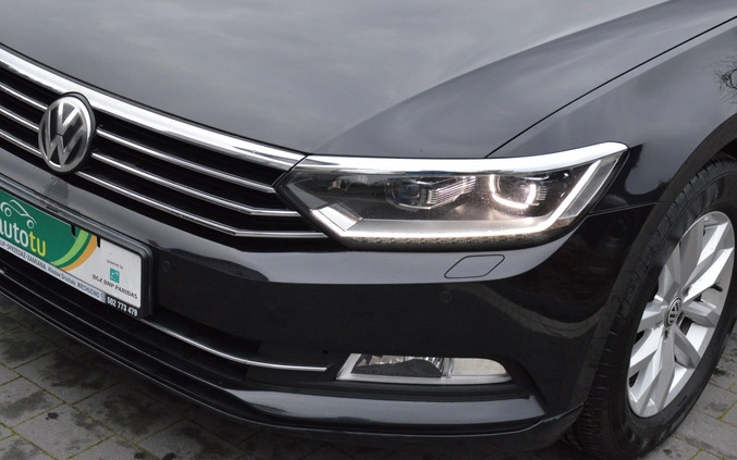 Volkswagen Passat cena 56800 przebieg: 262332, rok produkcji 2015 z Mirosławiec małe 781